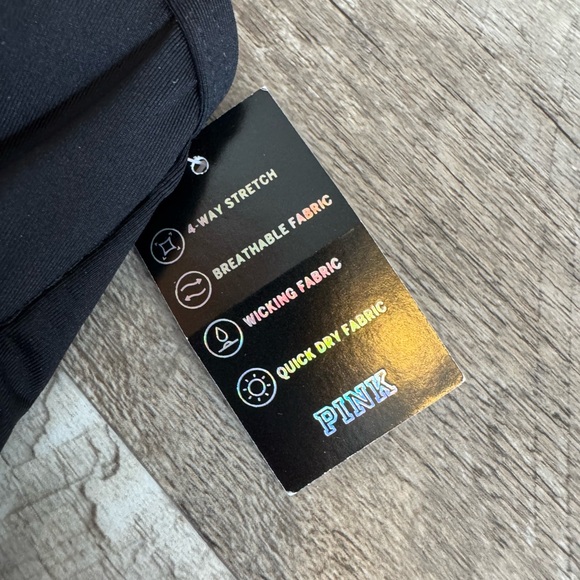 PINK Ultimate Sports Bra NWT SMALL black /pink padding - Picture 3 of 6